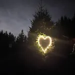 度假居 Knusperhaeuschen Maria Nikolett In By Interhome *