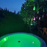 Knusperhaeuschen Maria Nikolett In By Interhome 沃尔夫斯堡